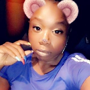 Meet your Posher, Karena